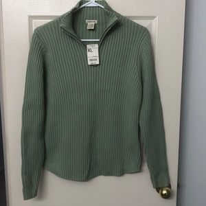 NWT Beautiful green Ribbed long sleeve sweater